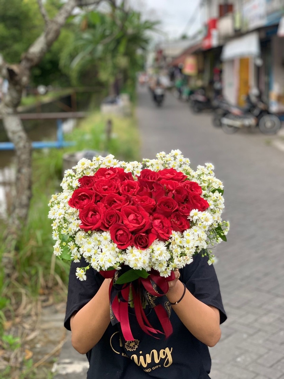 Buket Bunga Fresh Flower Large BUK-UZJJH