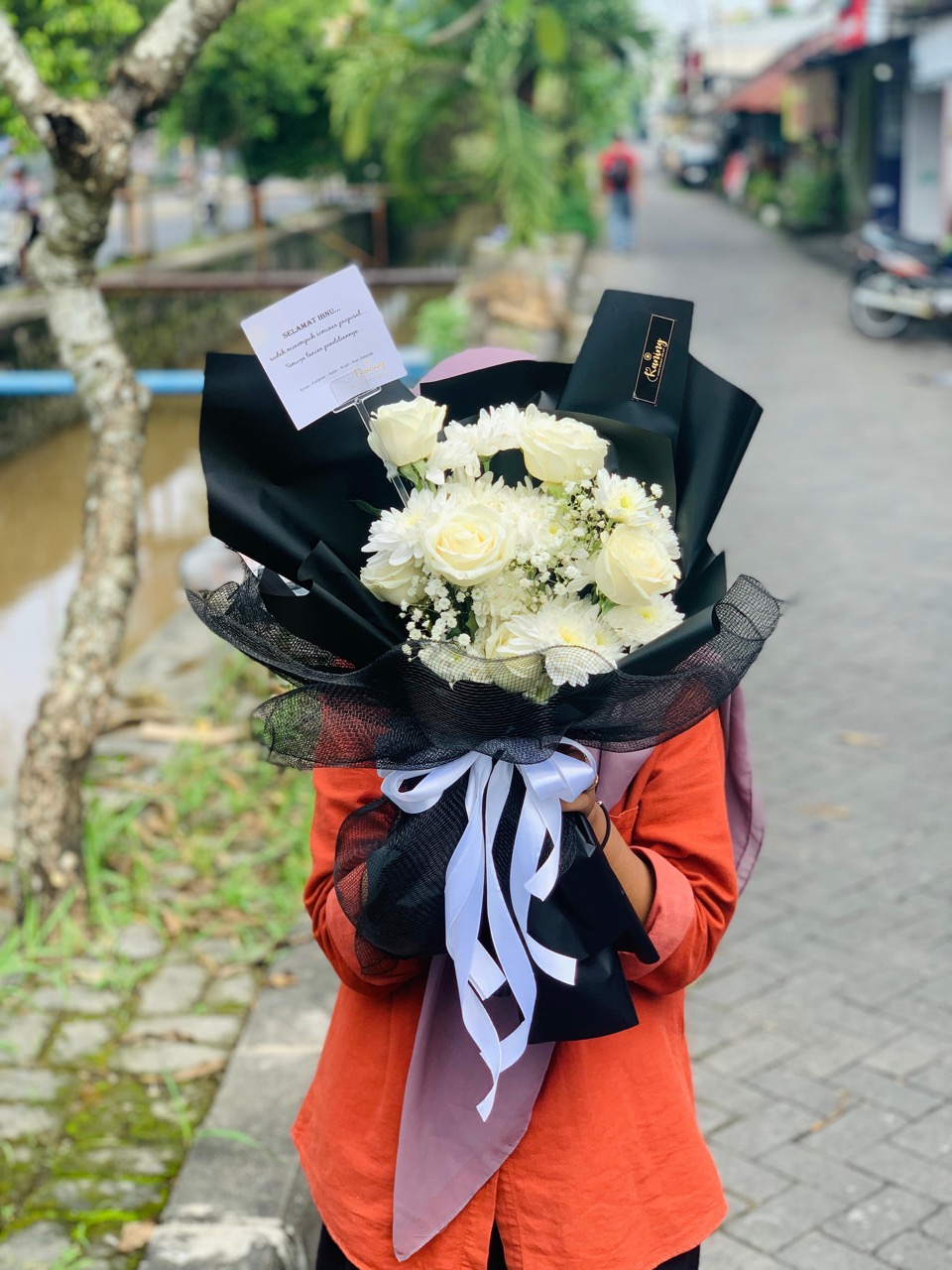 Buket Bunga Fresh Flower Medium BUK-VFWI1