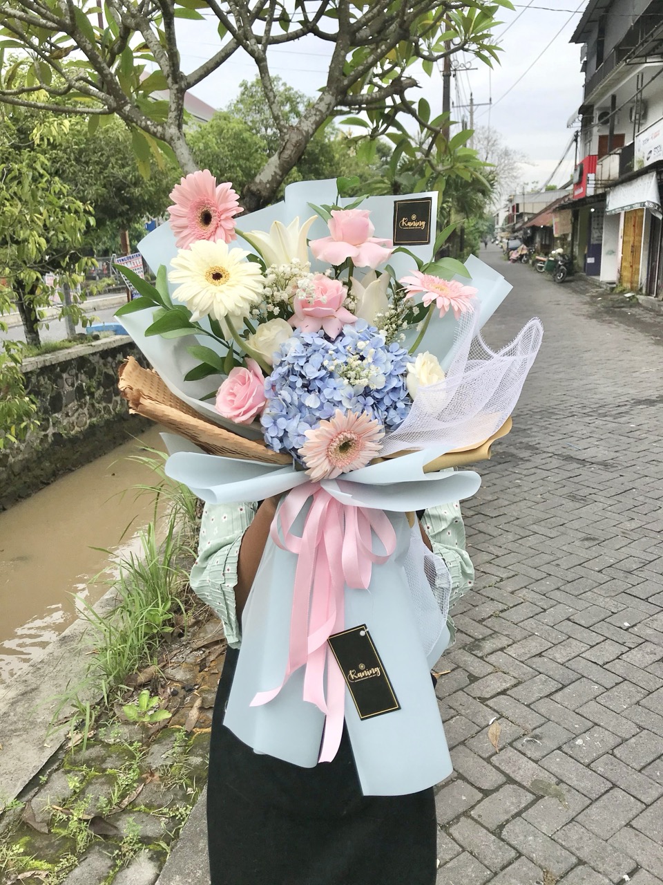 Buket Bunga Fresh Flower Large BUK-OIQ3O